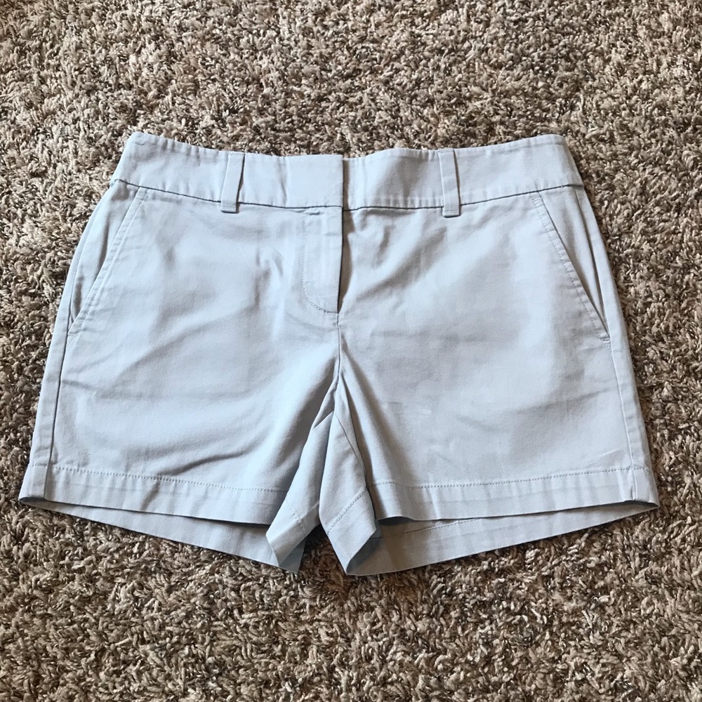 NWT Loft grey flat front shorts size 2